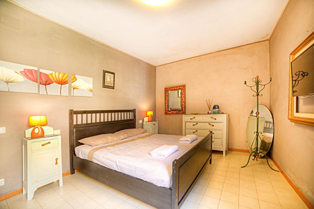 Alfio'S Apartment In Siena Bagian luar foto