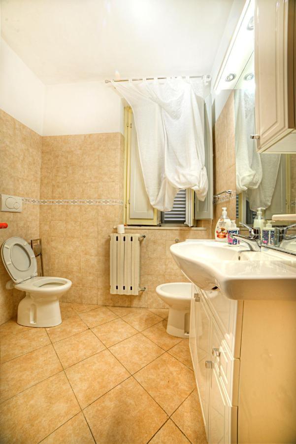 Alfio'S Apartment In Siena Bagian luar foto